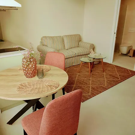 Casa Jardin 펜션 라세